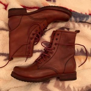 Frye Veronica Combat Boots size 8 in Red Clay - NEW